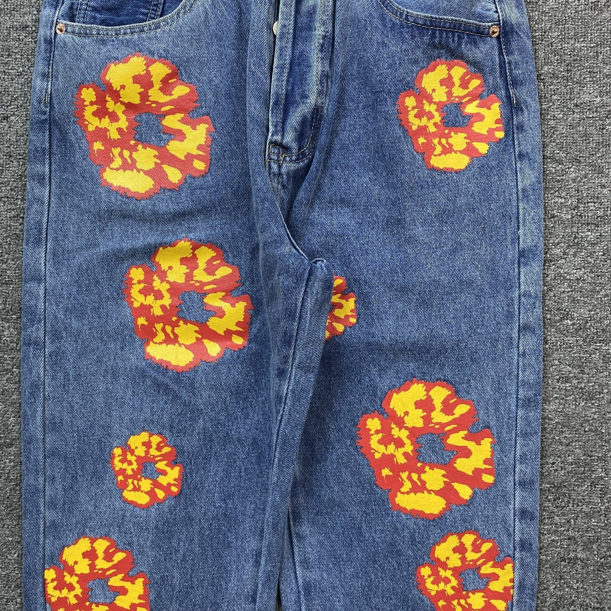 DENIM TEARS x OFFSET JEANS LIGHT WASH - netstar