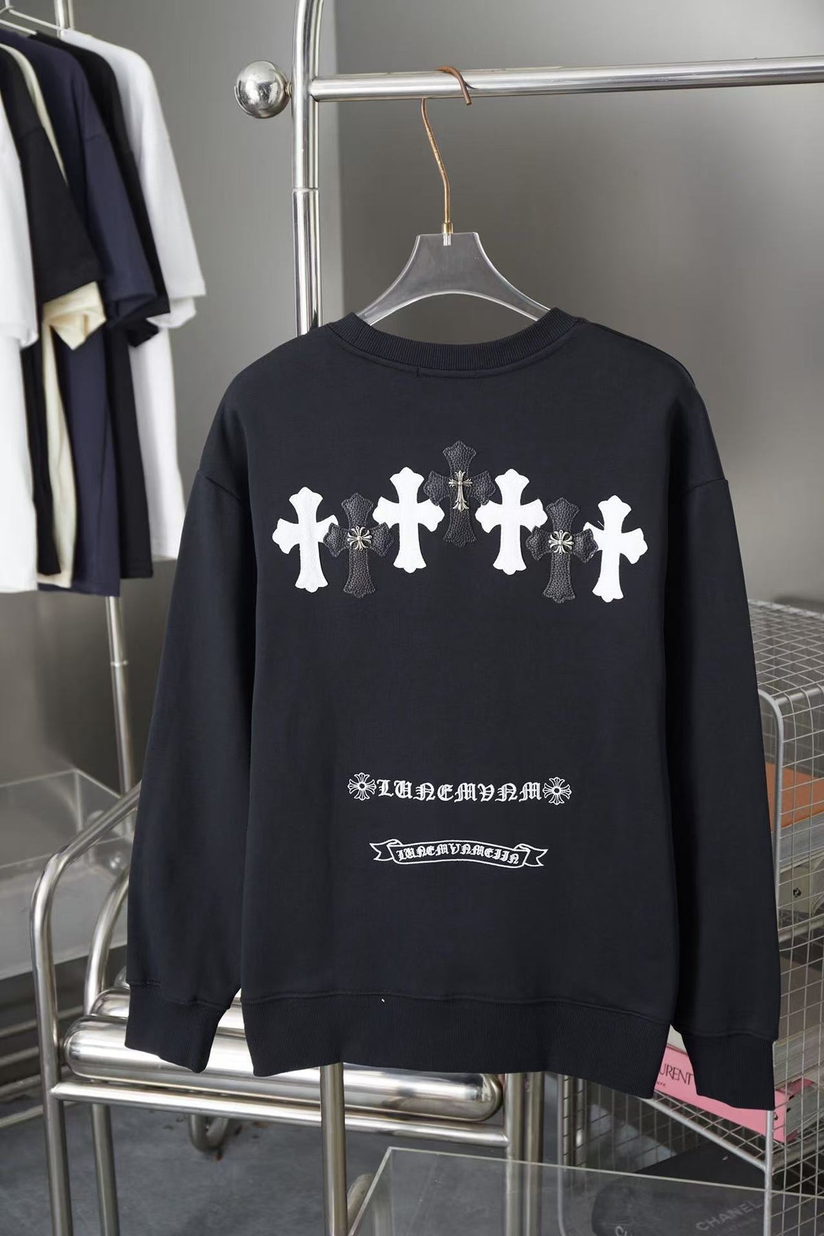 CHROME HEARTS CROSS PATCH SWEATSHIRT BLACK - netstar®