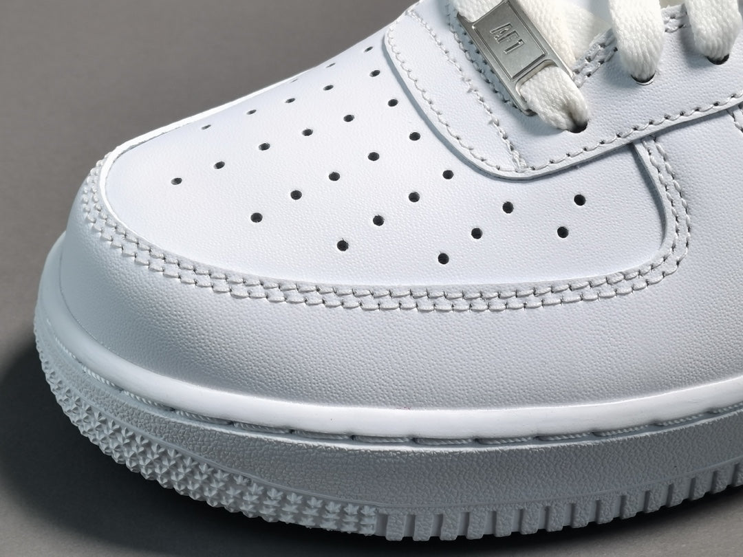 NIKE AIR FORCE 1 x WHITE - netstar