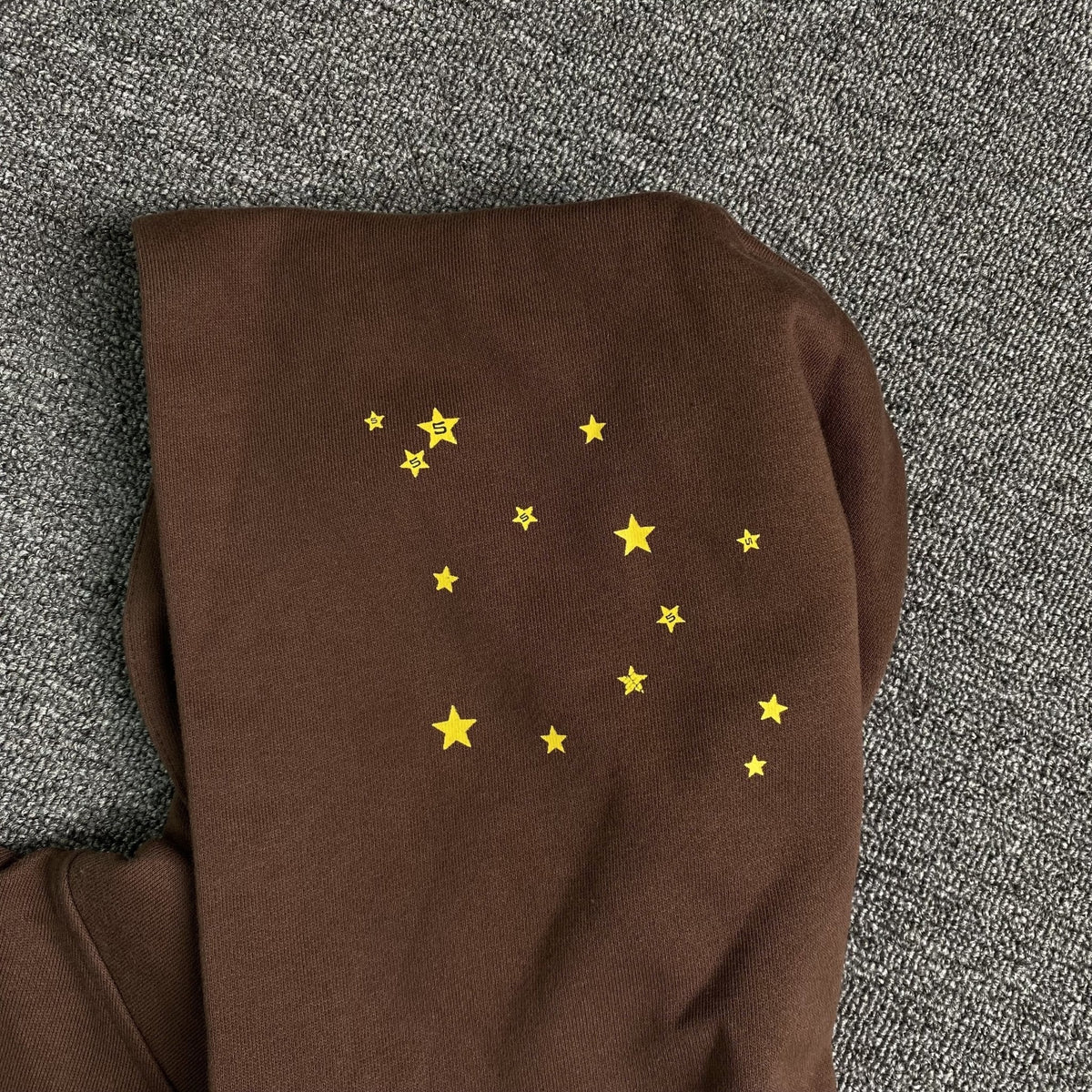SP5DER WEB HOODIE BROWN - netstar®